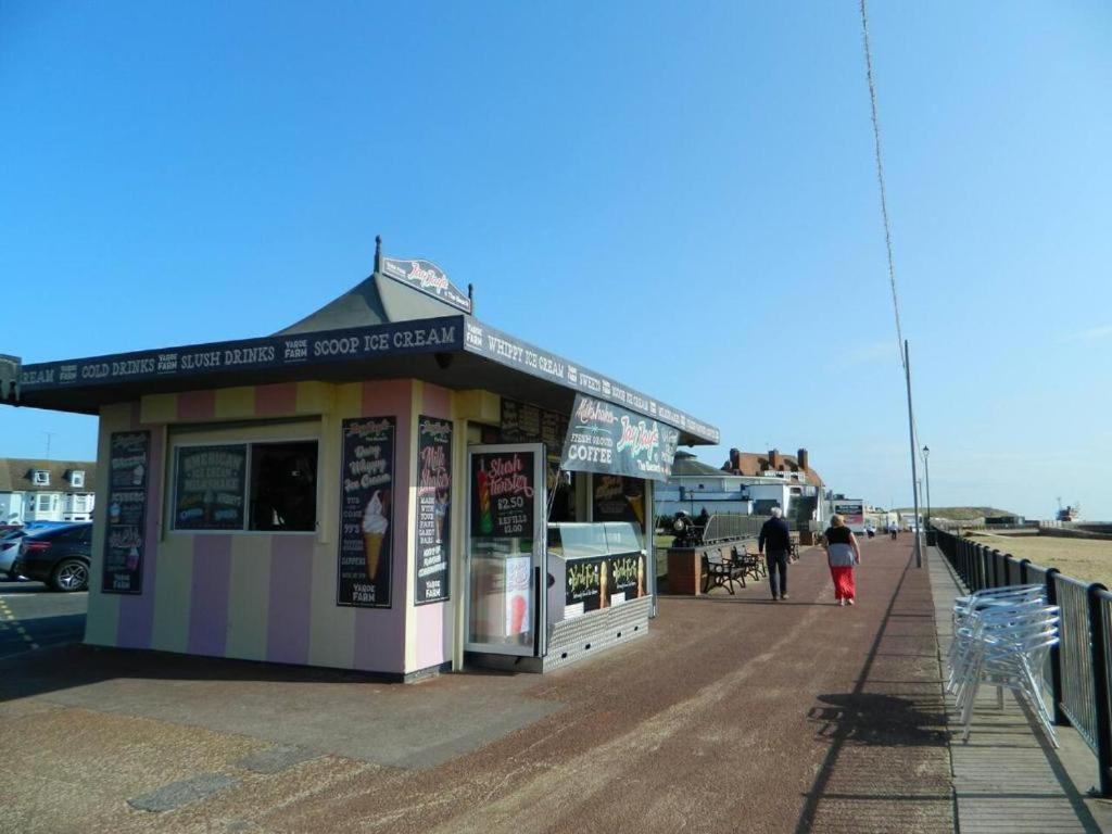 'Harbour View' On The River By Gorleston'S Award Winning Beach - Pet Free! Exterior foto
