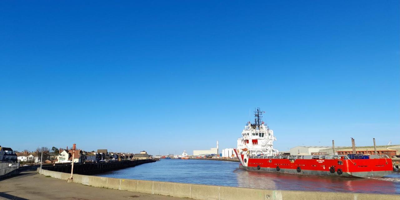 'Harbour View' On The River By Gorleston'S Award Winning Beach - Pet Free! Exterior foto
